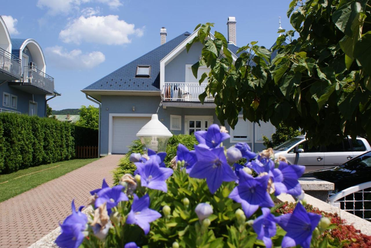 גיינסדיאס Kek Vendeghaz Family Resort מראה חיצוני תמונה